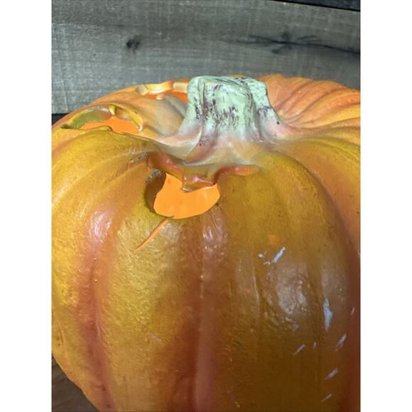 Disney Trendmaster 1997 Mickey Mouse Vampire Jack O Lantern Lighted Pumpkin - Picture 4 of 8